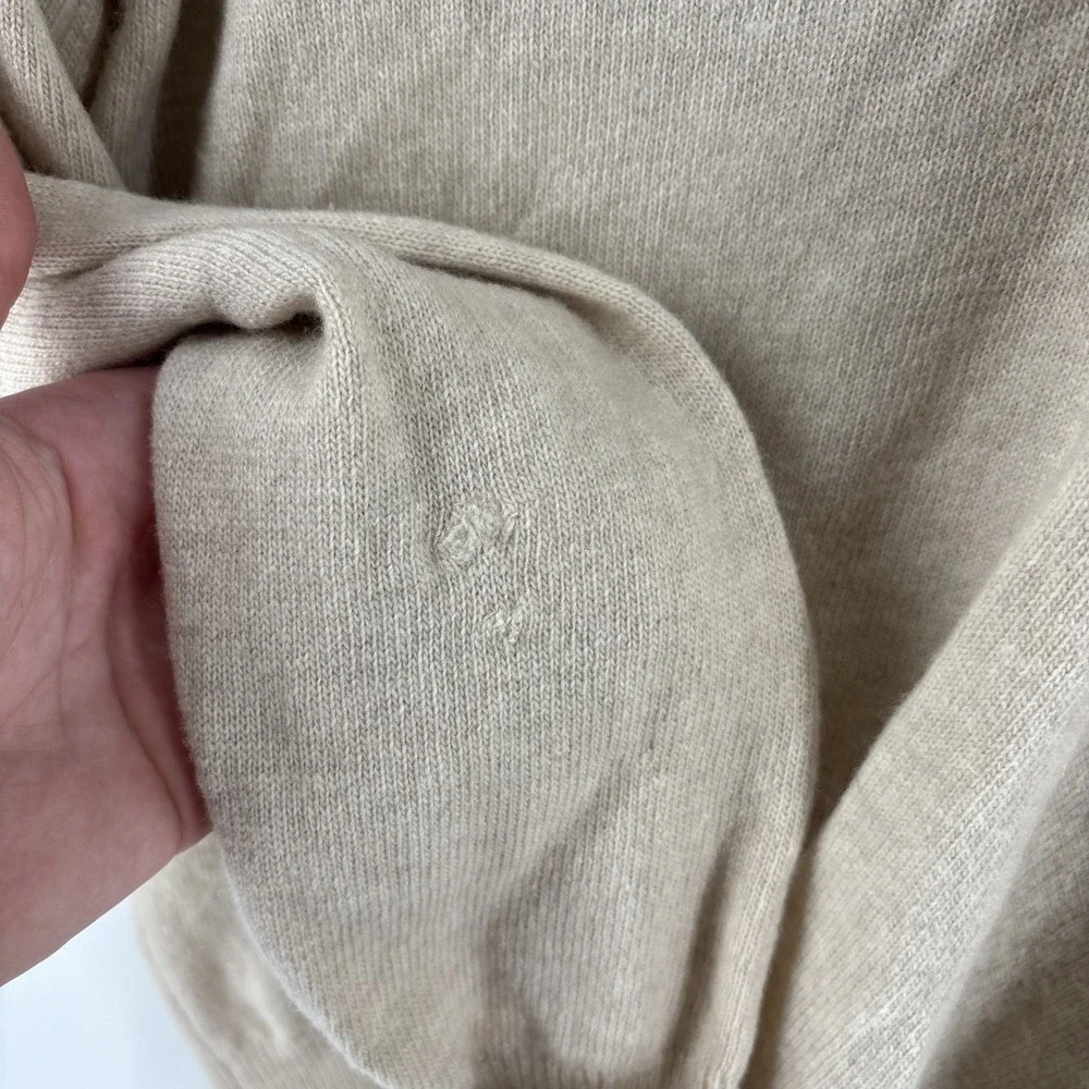 Peter Scott‎ Men's Beige V-Neck 100 Lambswool Sweater Size 40 Made in Scotland